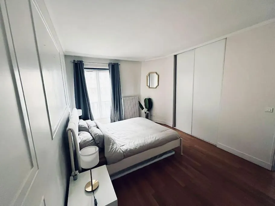 T2 Deco Moderne, Wifi, Proche Champs-elysees * パリ